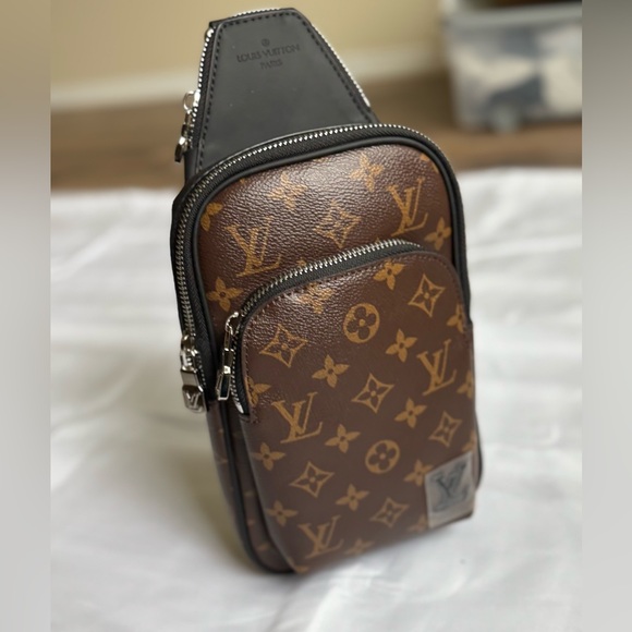Louis Vuitton Monogram Brown Belt Bag - Picture 1 of 3